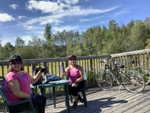 Tour30Vic-Lookout with a patio